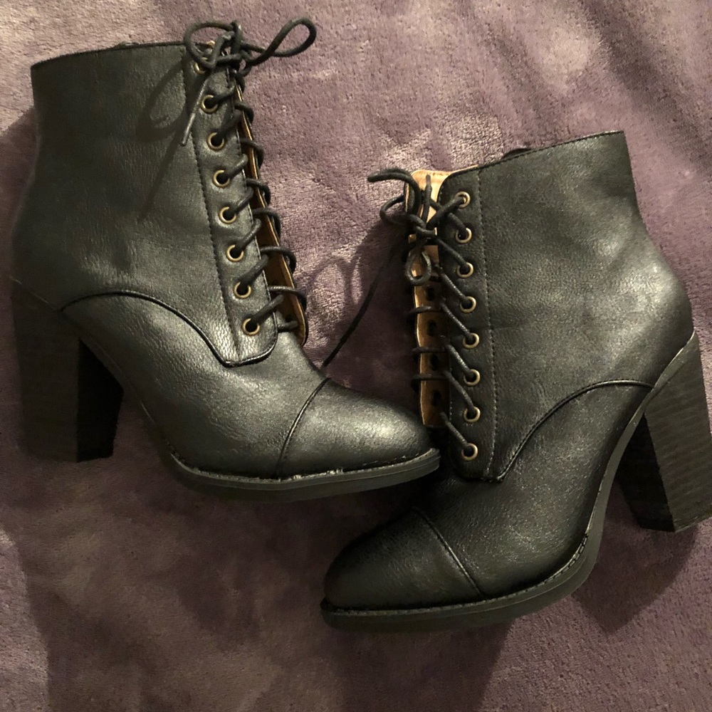 Dollhouse boots